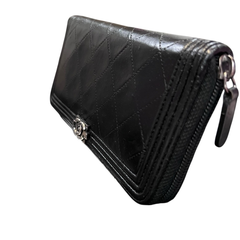 CHANEL Black Boy  Leather Wallet - Picture 7 of 10